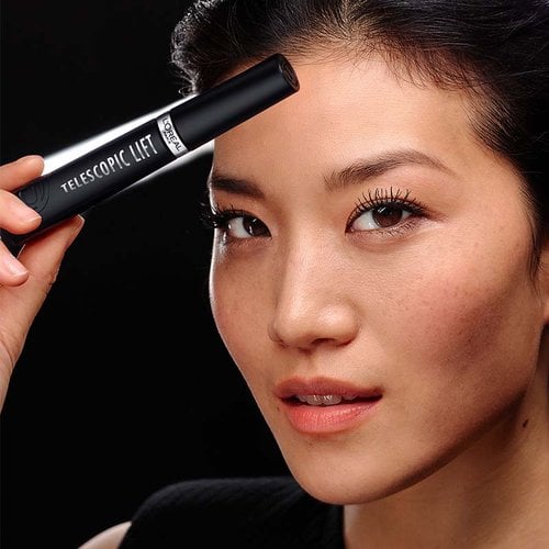 Loreal Paris Telescopic TelescopicLiftBlack 01Model